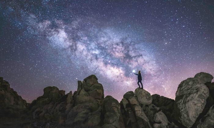 Man Captures Mesmerizing Photos of the Milky Way: ‘There’s Something Very Special About It’