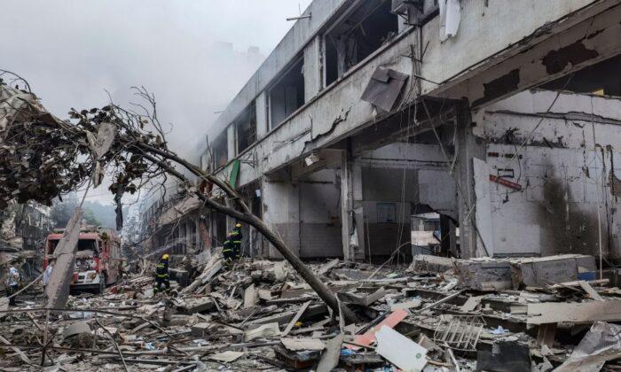 Gas Explosion in Central China Kills at Least 12