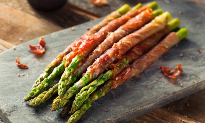 Keep It Simple With 3-Ingredient Asparagus Wraps