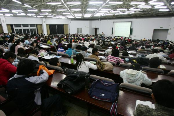 Students attend a lesson at the Northeast Normal University in Changchun, Jilin Province, China, on March 22, 2007. (China Photos/Getty Images)