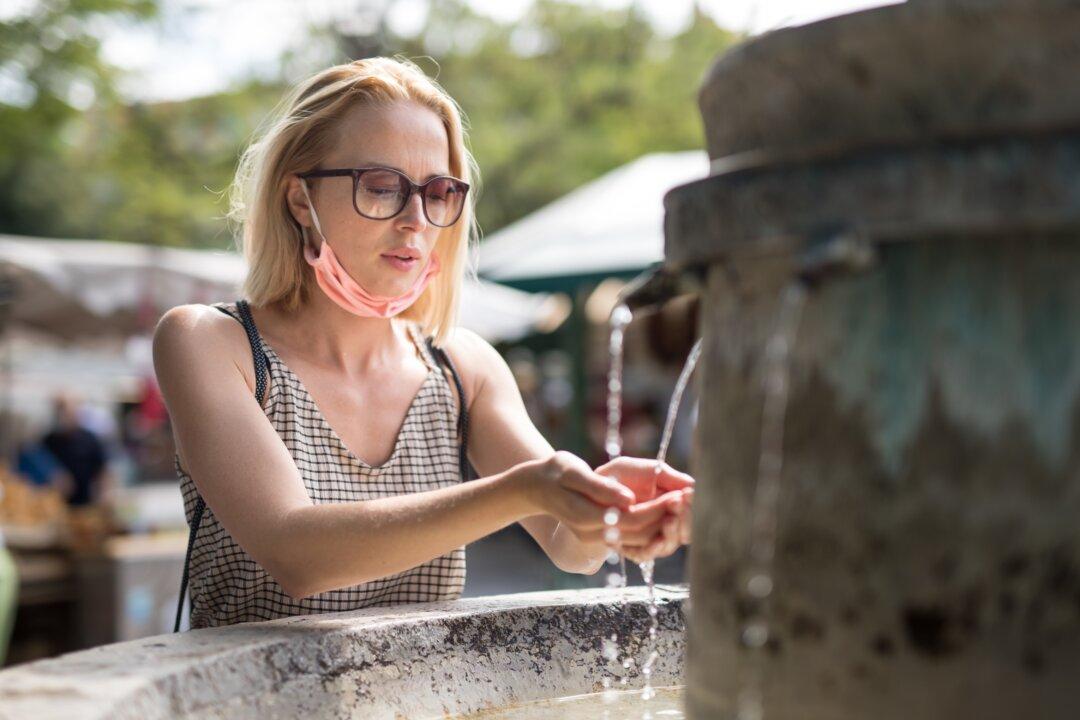 Release Summer Heat With a Hand or Foot Massage