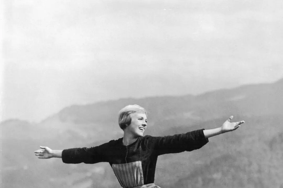 Julie Andrews Steps Away From On-Screen Roles After 8 Decades in Hollywood