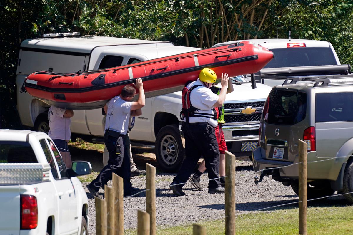 Search Resumes After 3 Tubers Died, 2 Disappeared on River