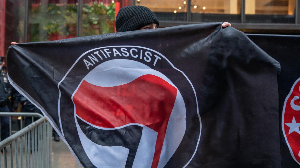 Pro-Antifa California Teacher Who Vowed to Turn Students Into 'Revolutionaries' Is Paid to Resign