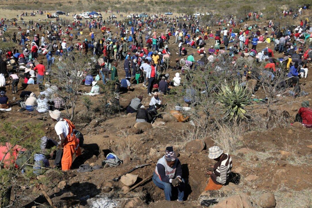 South African ‘Diamond Rush’ Unearths Only Quartz Crystals, Officials Say