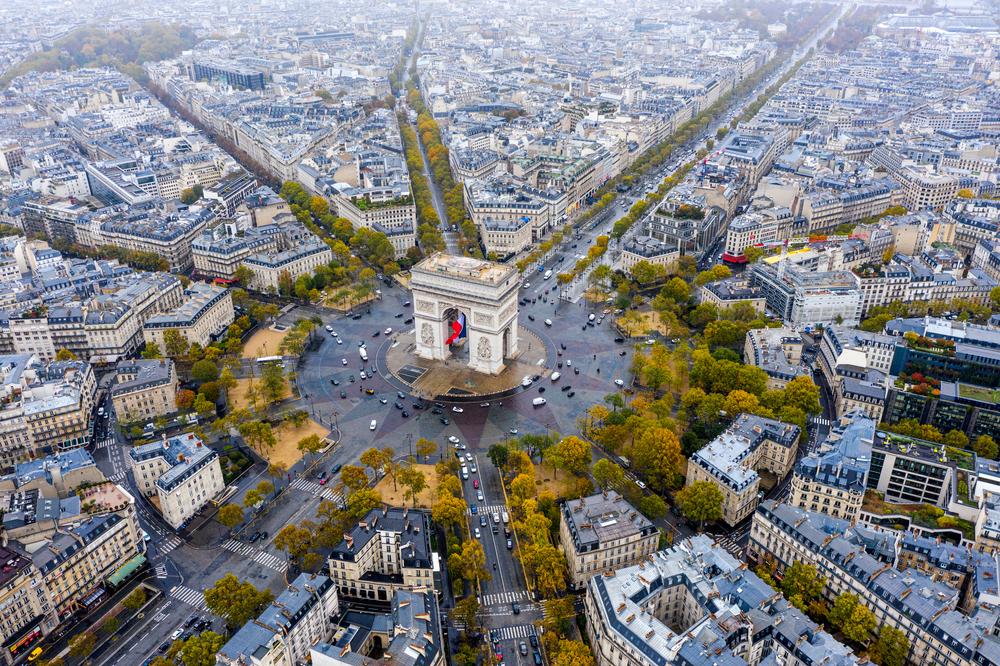 Twelve avenues converge, like a star, on to the Arc de Triomphe de l’Étoile (the Triumphal Arch of the Star) in Place Charles de Gaulle, which was formerly called Place de l’Étoile (Star Place). (Eric Isselee/Shutterstock)