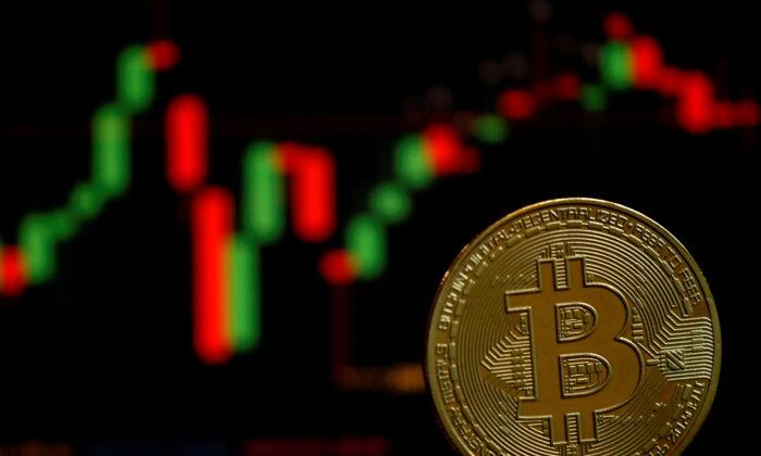 Bitcoin Rises 7.1 Percent to $55,163