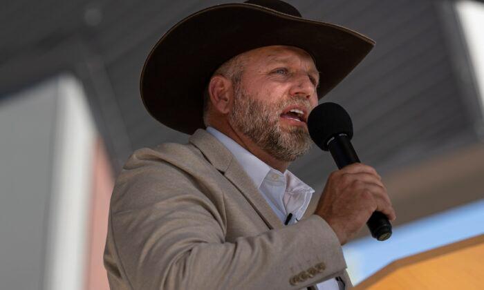 Rancher Who Led Armed Occupation of Federal Refuge Launches Idaho Gubernatorial Bid