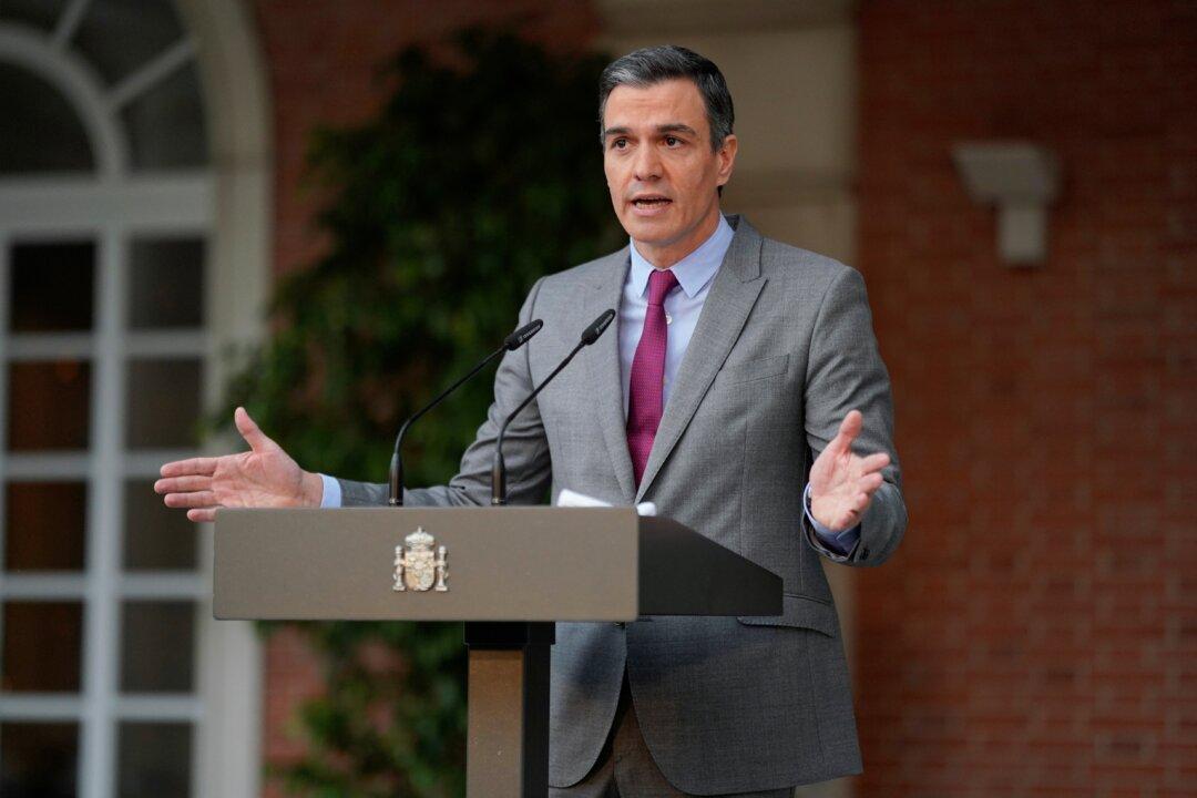 Spain Pardons Jailed Catalan Separatist Leaders