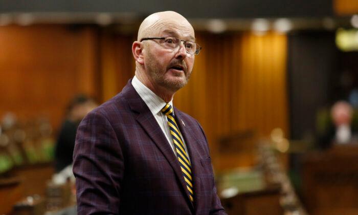 Lockdowns Harm Canadians’ Mental Health, Says Outgoing MP David Sweet