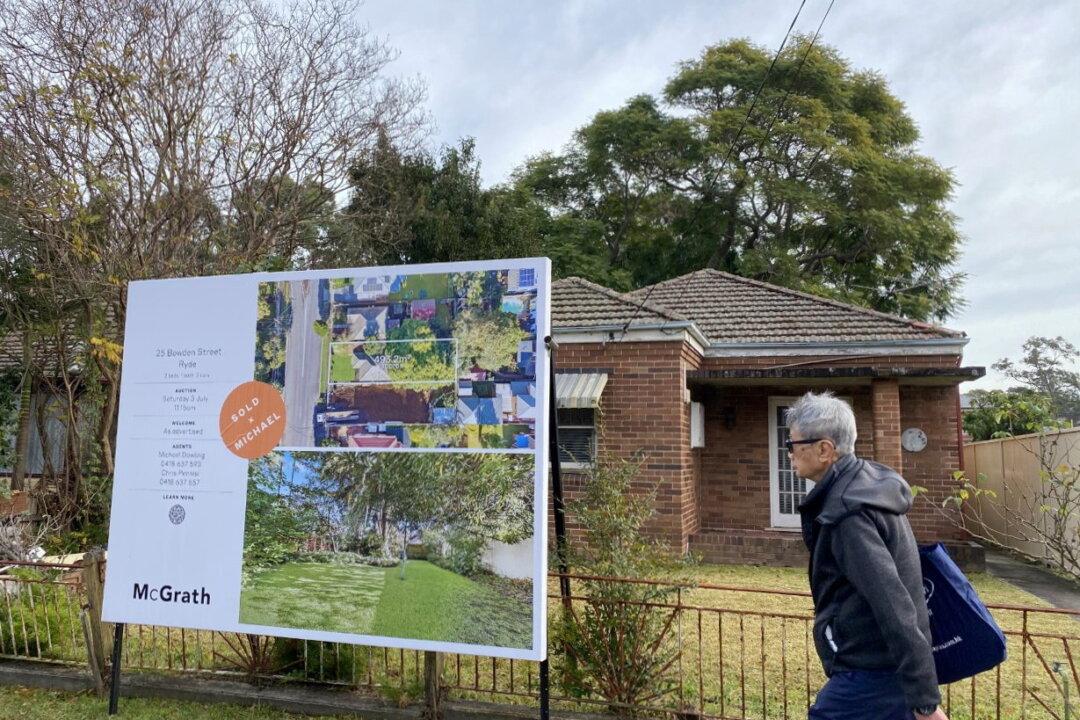 Unliveable Sydney Homes Going for Millions in Australia Housing Boom