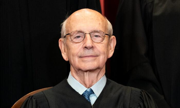 Breyer, Top Liberal Supreme Court Justice, Hasn’t Decided on Retirement