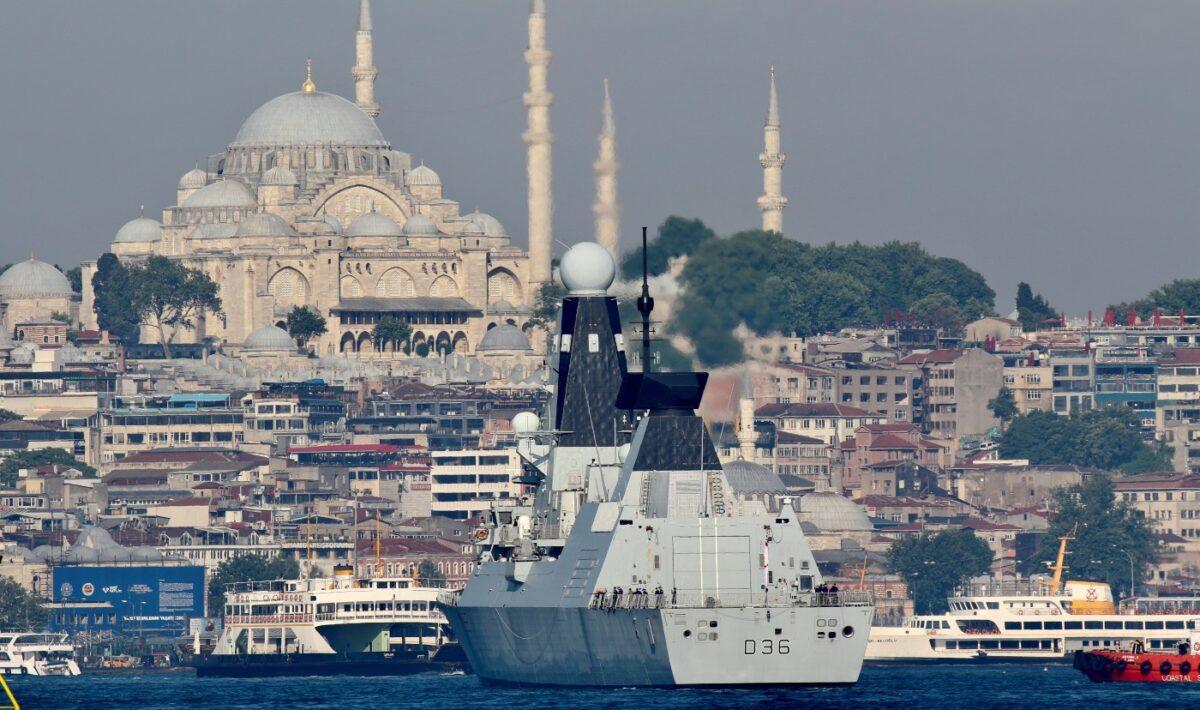 British Royal Navy's Type 45 destroyer HMS Defender arrives for a port visit in Istanbul, Turkey, on June 9, 2021. (Yoruk Isik/File Photo/Reuters)