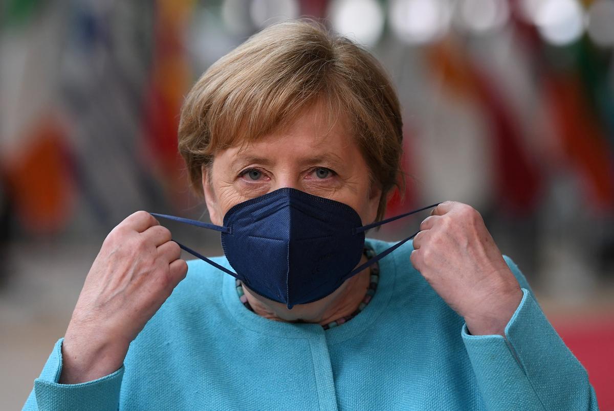 Germany, France Urge Common EU Travel Line to Fight Delta Variant