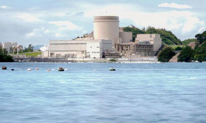 Aging Japanese Nuclear Reactor Restarted After a Decade