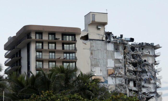 Florida Condo Collapse Leaves at Least 1 Dead, Nearly 100 Missing