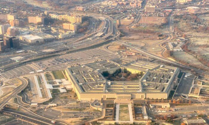 US Report on Pentagon-Documented UFOs Leaves Sightings Unexplained