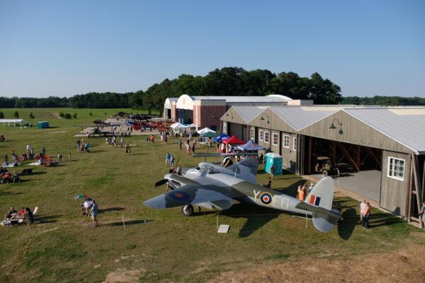 Getting ready for the Flying Proms air show. (Courtesy of Military Aviation Museum)