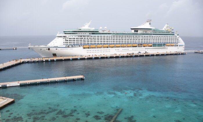 ‘95 Percent’ Fully Vaccinated Royal Caribbean Cruise Ship Reports COVID-19 Outbreak