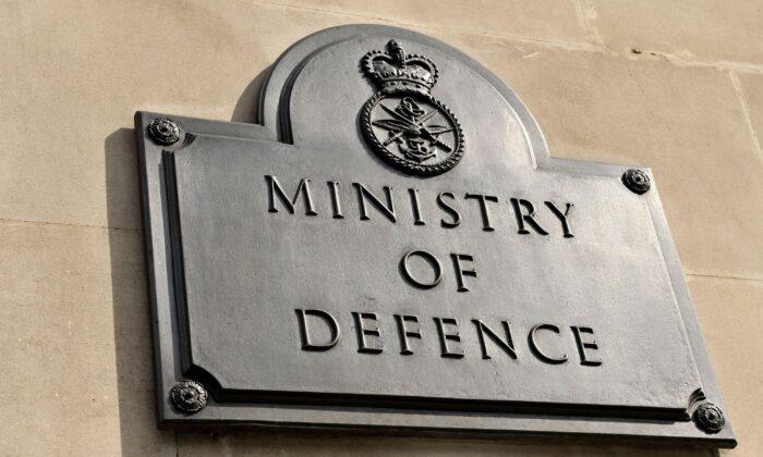 Classified UK Defence Documents ‘Found by Member of Public at Bus Stop’