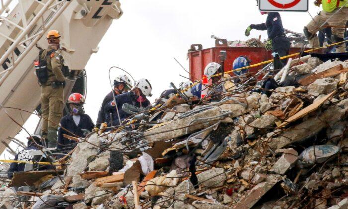 Death Toll in Florida Building Collapse Rises to 12 With 149 Missing