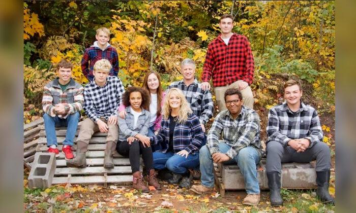 Couple Told by Doctors They'd Never Conceive Adopt 7 Kids—and Have 1 Biological Son