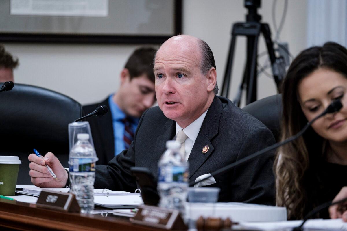 Ranking Member Rep. Robert Aderholt (R-Ala.) questions Census Bureau Director Steven Dillingham, during a House Appropriations Subcommittee about preparations for the upcoming 2020 Census, on April 30, 2019, in Washington. (Pete Marovich/Getty Images)