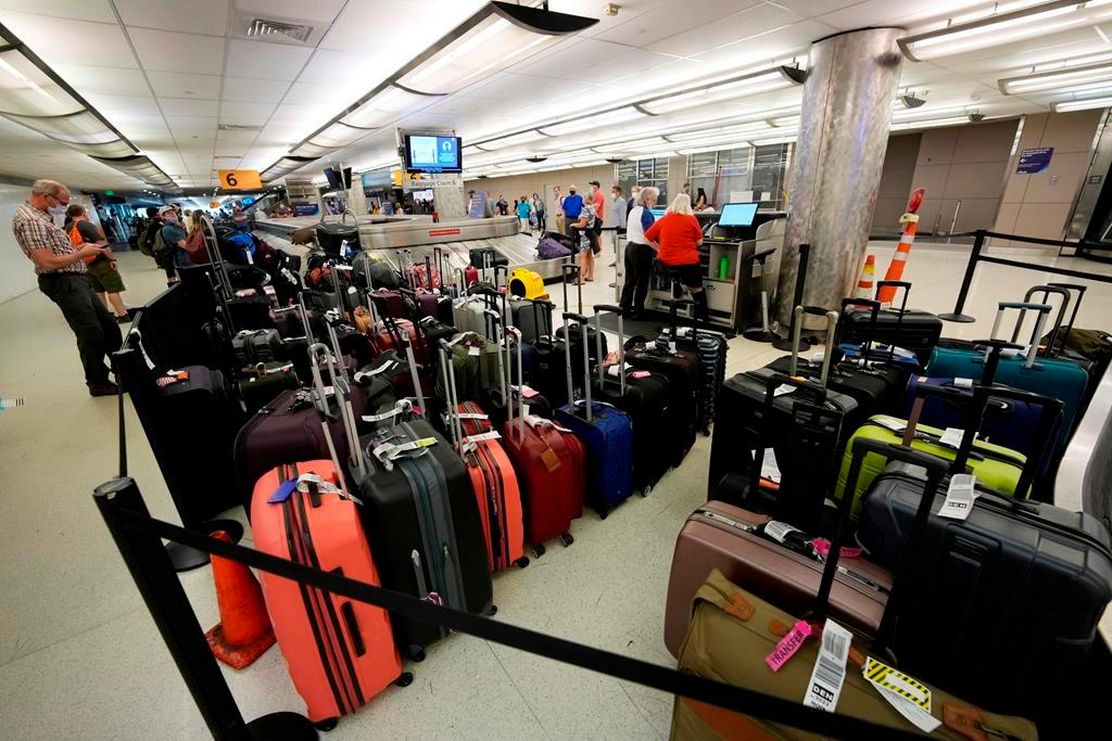 Feds Lay out Beefed up Flight Refund Rules After Gaps Laid Bare by Pandemic