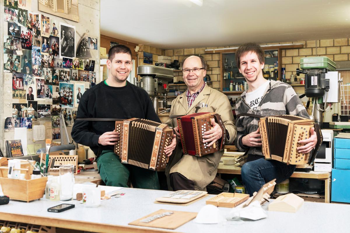 Making an Accordion, the Swiss Way