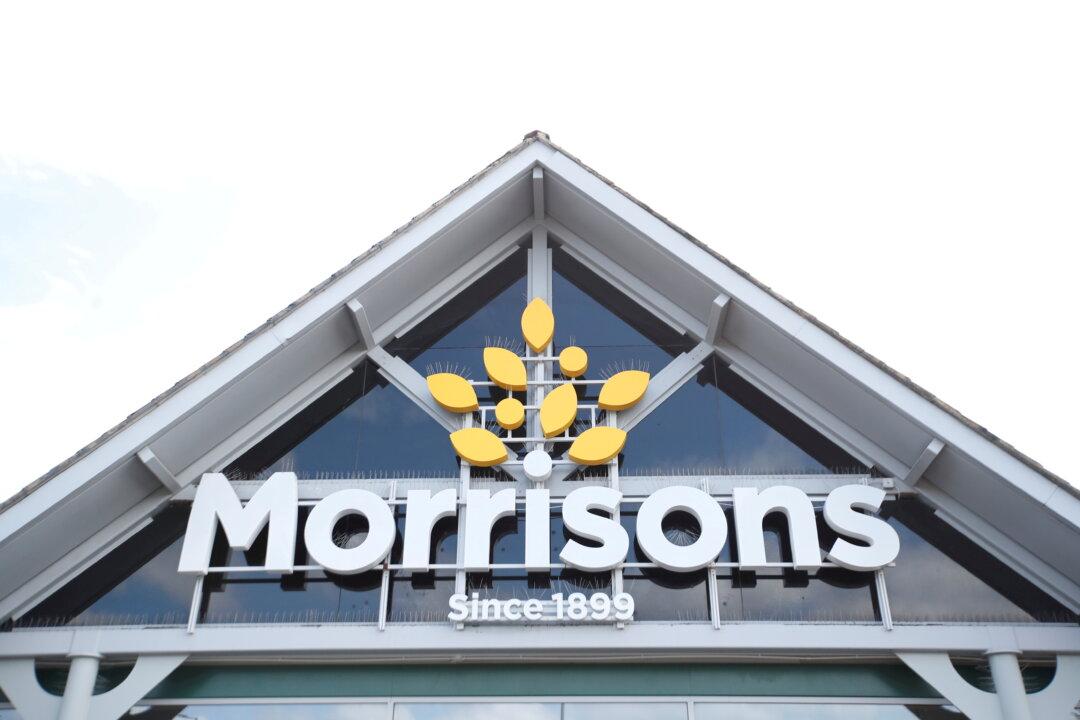 Apollo Enters Takeover Battle for Britain’s Morrisons