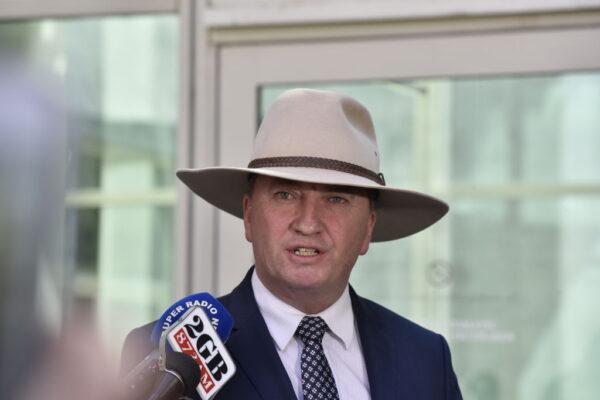 Barnaby Joyce speaks to the press in Canberra, Australia, on Feb. 16, 2018. (Michael Masters/Getty Images)