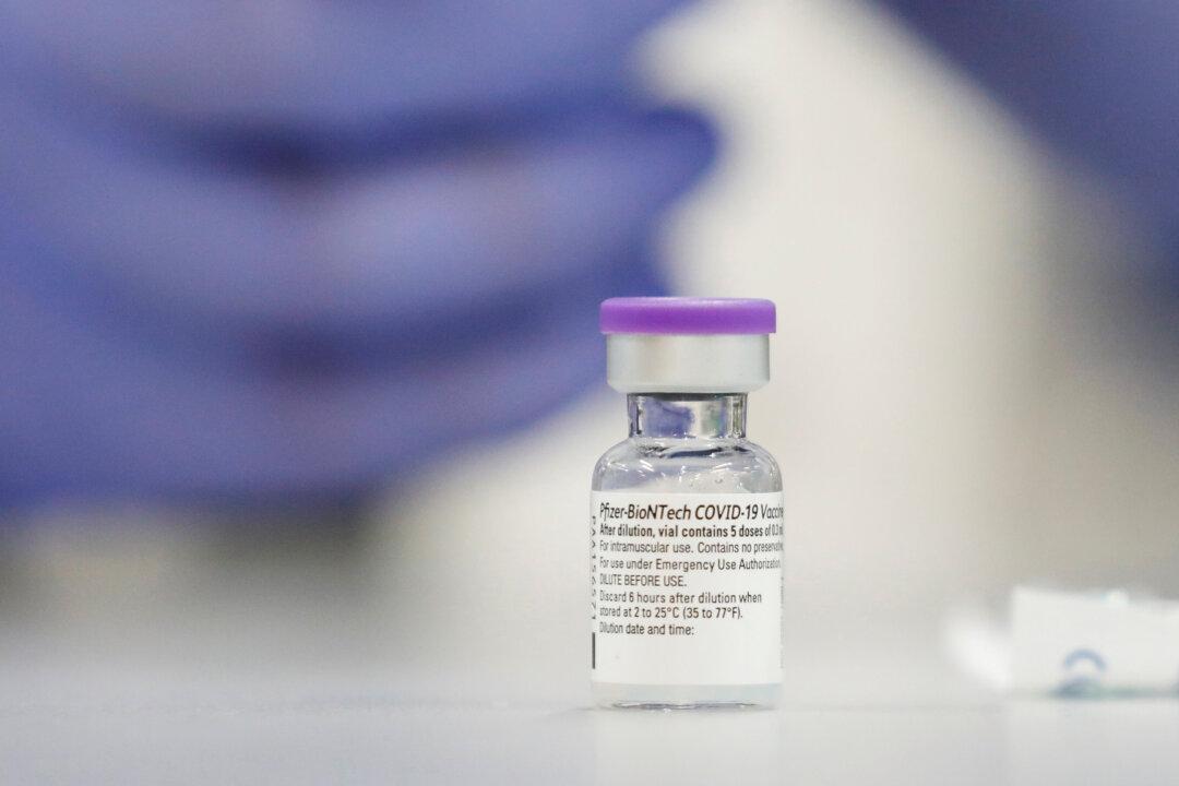 Israeli Survey Finds 3rd Pfizer Vaccine Dose Has Similar Side Effects to 2nd