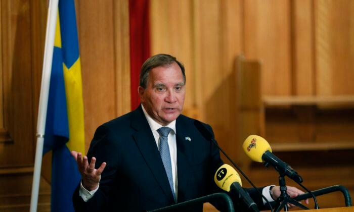 Swedish PM Wins Support in Parliament to Form New Government