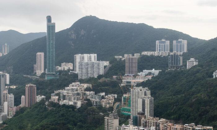 Hong Kong’s Parking Space Sells for $1.53 Million at Mount Nicholson