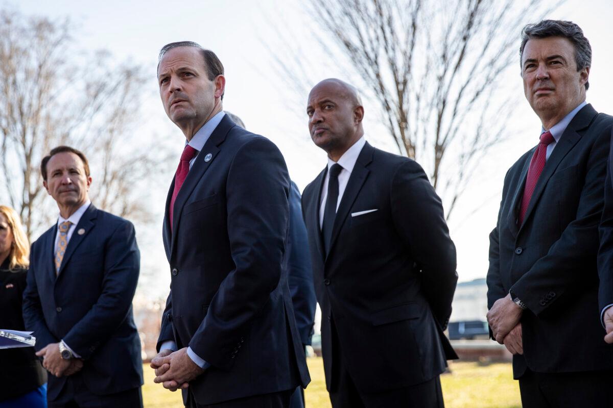 (L–R) Louisiana Attorney General Jeff Landry, South Carolina Attorney General Alan Wilson, Indiana Attorney General Curtis Hill, and Alabama Attorney General Steve Marshall at the U.S. Capitol in Washington on Jan. 22, 2020. (Drew Angerer/Getty Images)