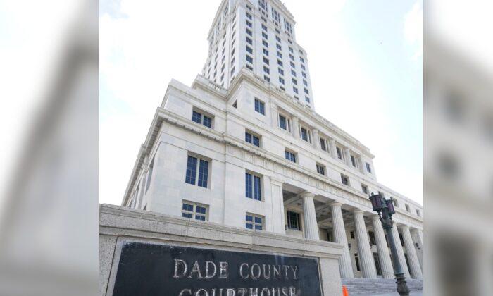 Review Prompted by Building Collapse Closes Miami Courthouse