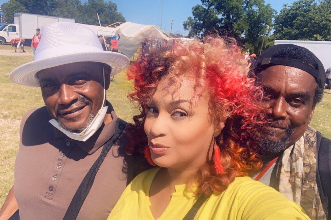 Former Homeless Singer Launches Dallas Nonprofit to Assist the Unsheltered