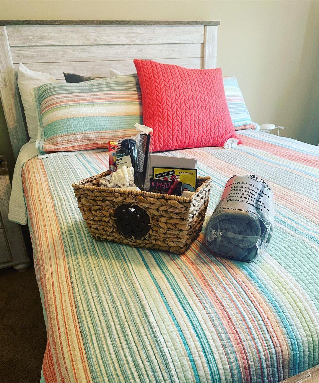 A welcome basket containing some crayons, colors, and drawing papers. (Courtesy of <a href="https://www.instagram.com/fostertheteens/">Brittany Burcham</a>)