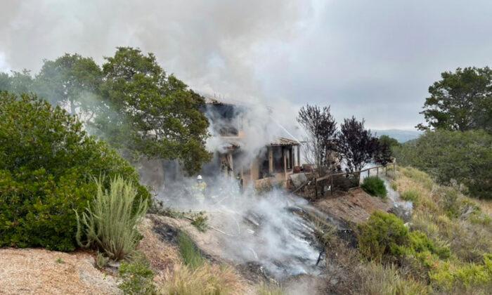 2 Women Killed After Small Plane Crashes Into Empty Home