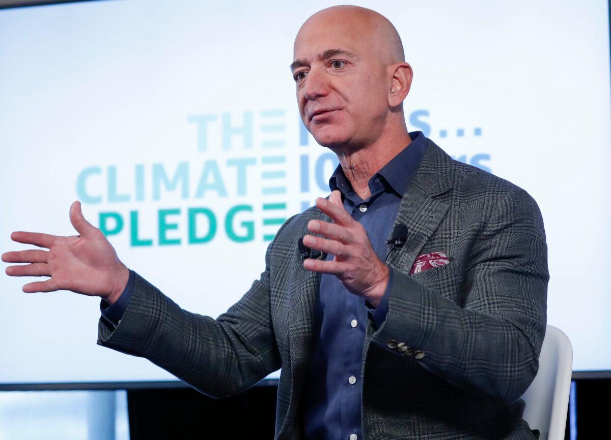 Jeff Bezos speaks at the National Press Club in Washington, on Sept. 19, 2019. (Pablo Martinez Monsivais/AP Photo)