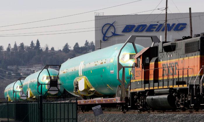 FAA Orders Checks on 9,300 Boeing 737 Planes for Possible Switch Failures