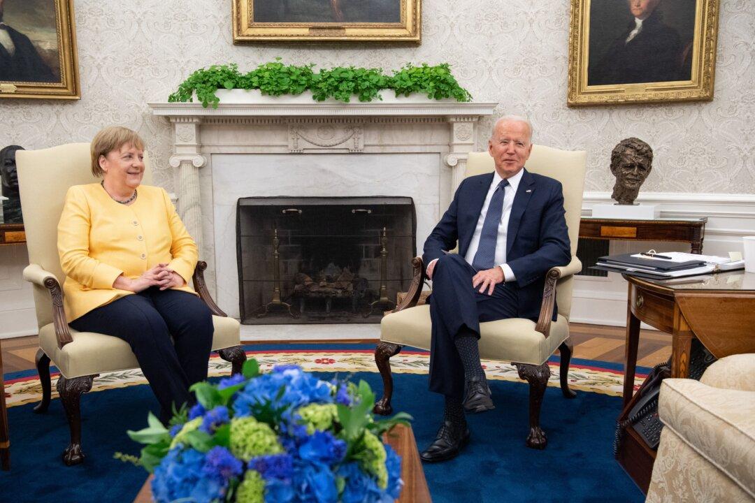 Biden, Merkel Stress Friendship While Agreeing to Disagree on Pipeline