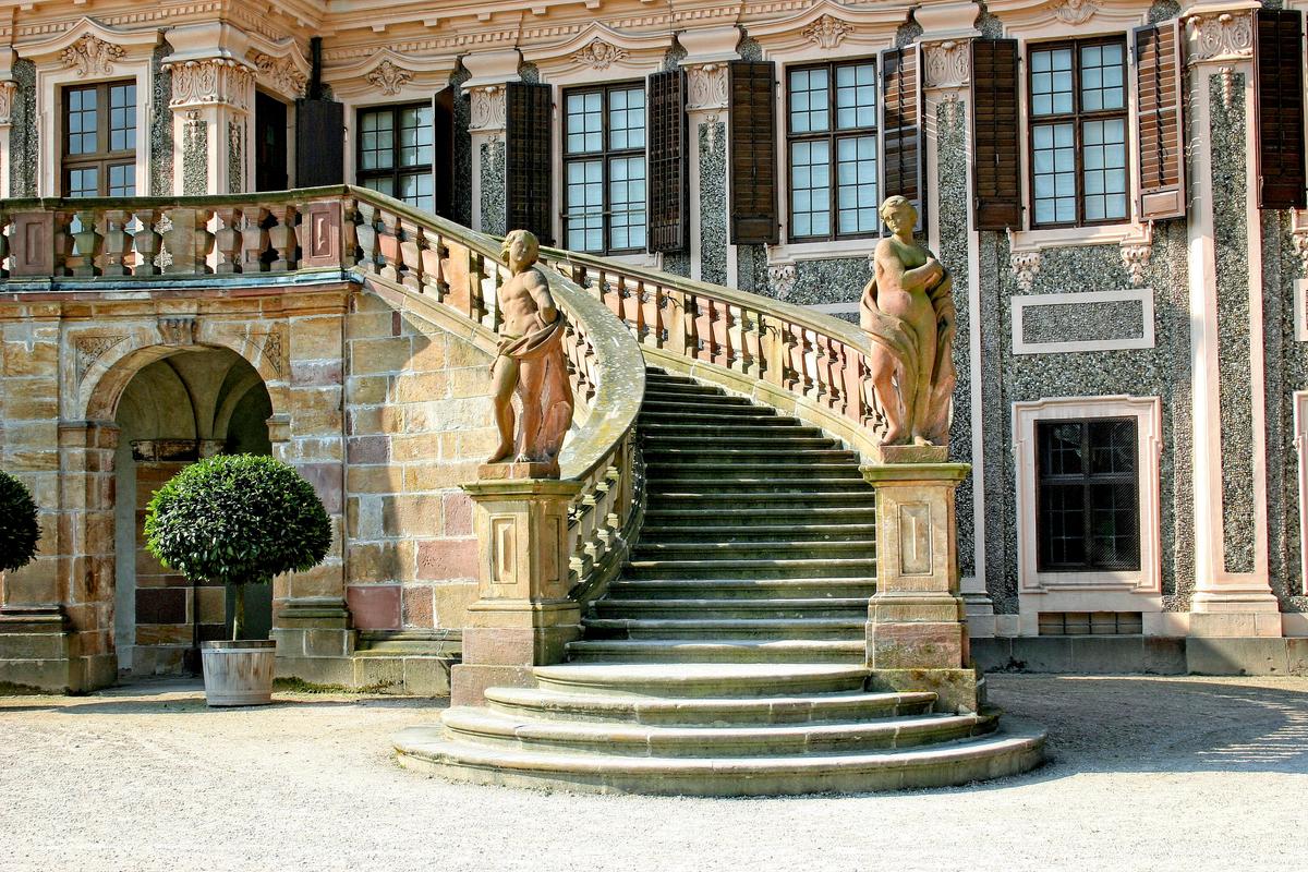 An unusual accent of Favorite Palace is the pebble plaster used to seal and decorate the exterior walls. According to the story, Margravine Sibylla Augusta von Baden-Baden asked poor children to collect pebbles from streams and the Murg riverbed during the palace’s construction. It is believed that she paid for each basket of pebbles with her own money and a chunk of bread. (Gerd Eichmann/CC 4.0)