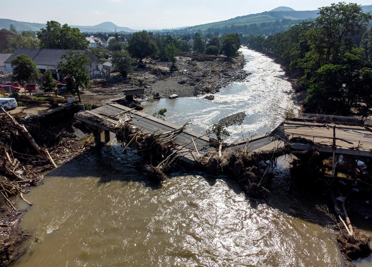 Europe Flooding Toll Over 180 as Rescuers Dig Deeper