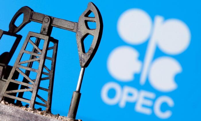 OPEC+ Sticks to Plan for Gradual Output Hike, Oil Price Roars Higher