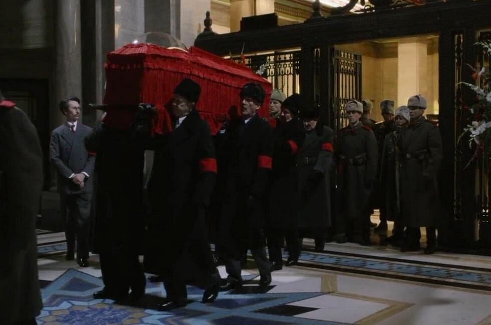 Pallbearers (first two visible, L–R) Nikita Khrushchev (Steve Buscemi) and Vyacheslav Molotov (Michael Palin), in "The Death of Stalin." (Entertainment One Films)