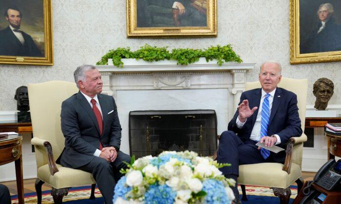 Biden Calls Jordan King a Loyal Ally in ‘Tough Neighborhood’