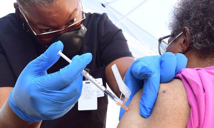 LA City Attorney Pushes to Mandate Vaccines at Indoor Establishments