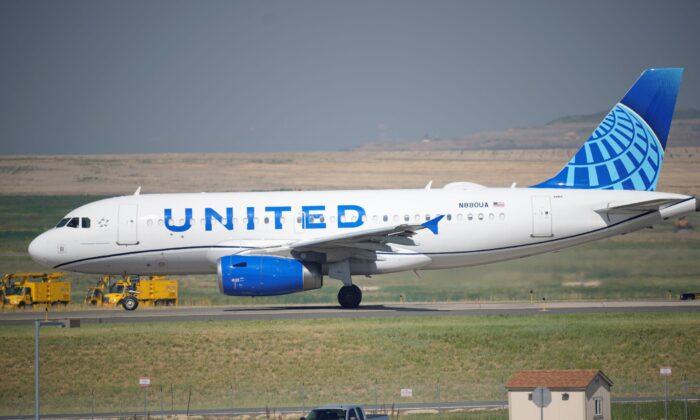 United Airlines Posts $434 Million 2Q Loss but Revenue Up