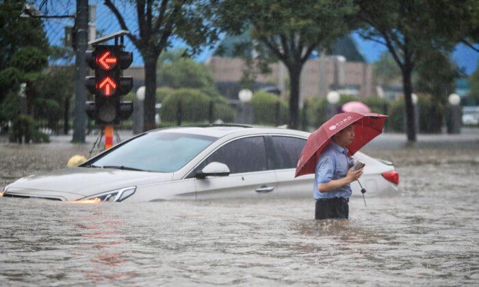 Foreign Journalists in China Harassed Over Zhengzhou Flood Coverage